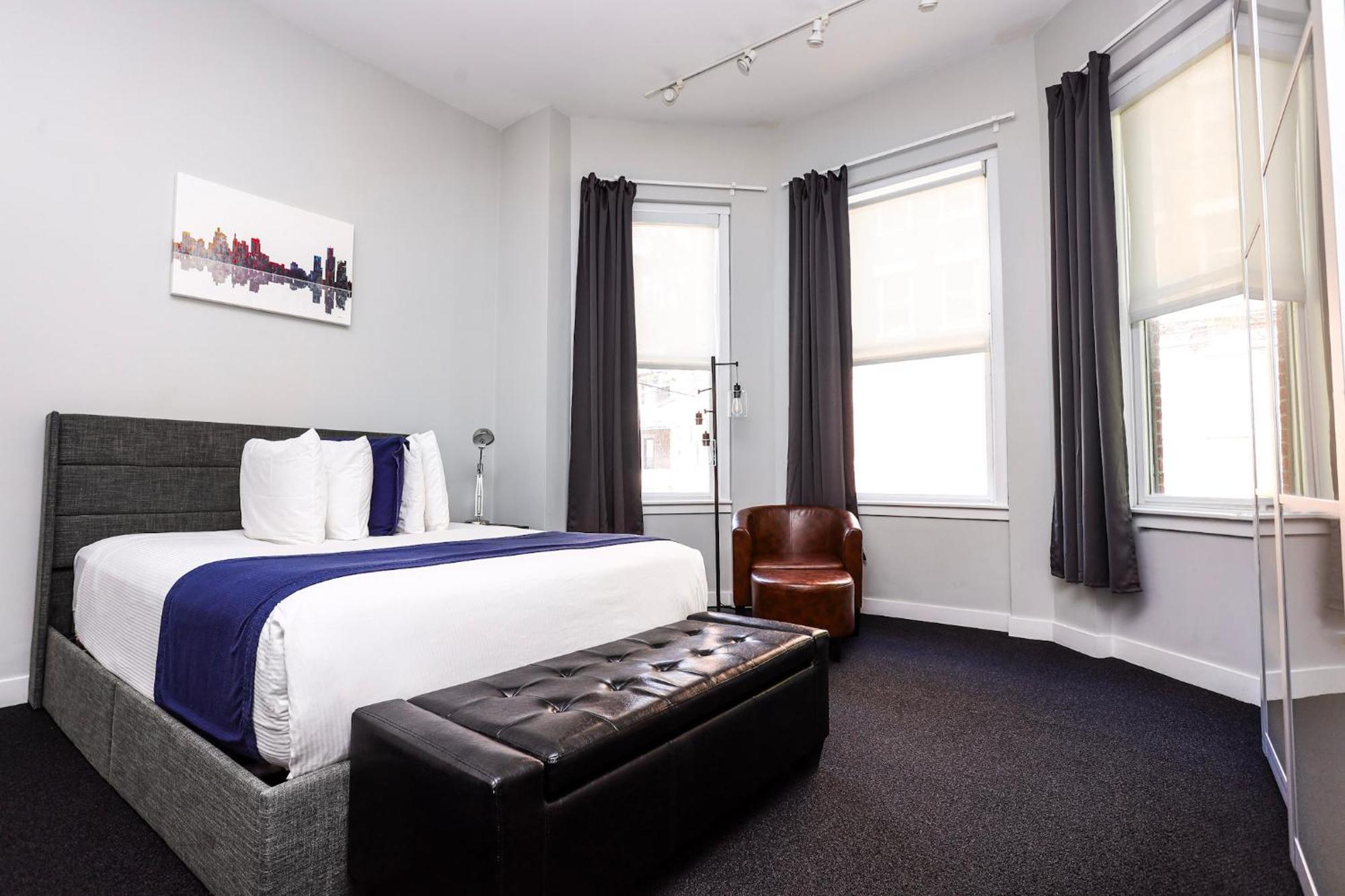 Large Stylish Newbury Street Studio W/ Kitchen Boston Bagian luar foto